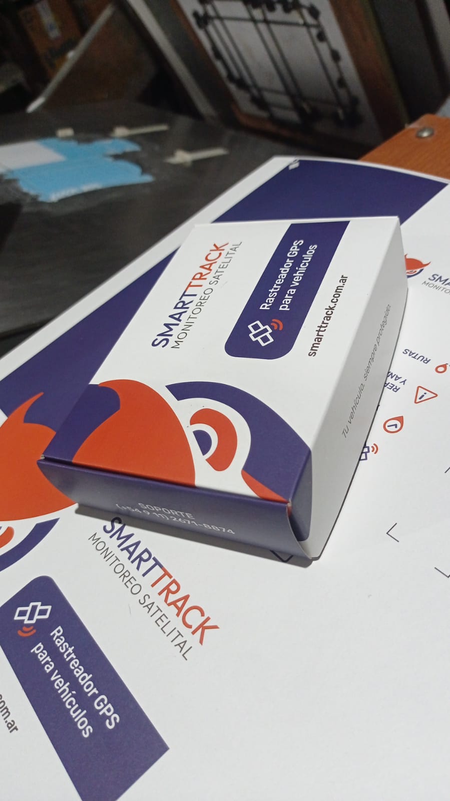 Rastreador de monitoreo para SmartTrack — packaging personalizado hecho por Gaia Packaging Argentina